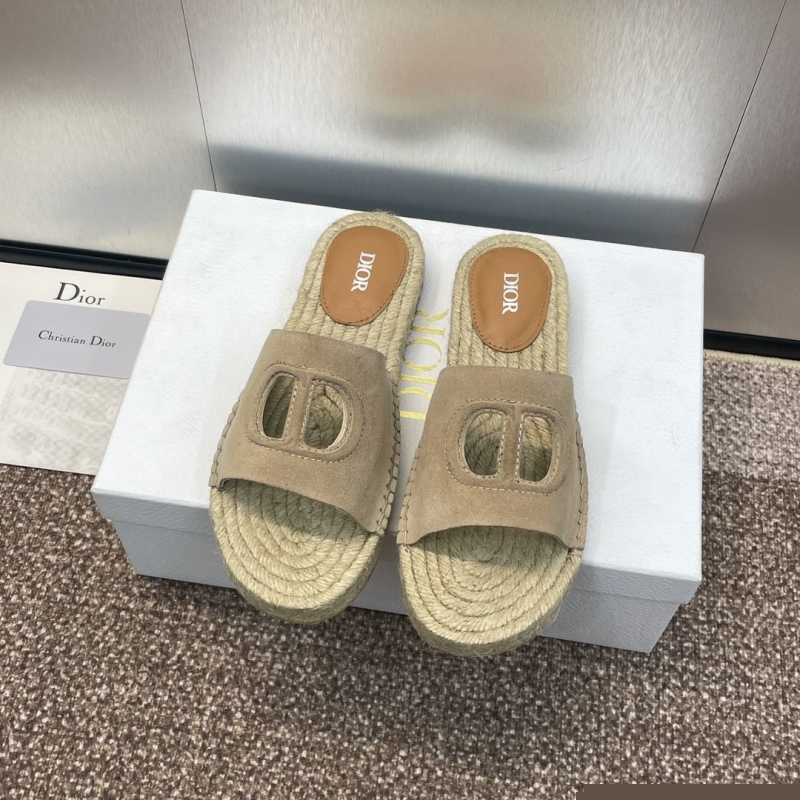 ch**an D*or slippers